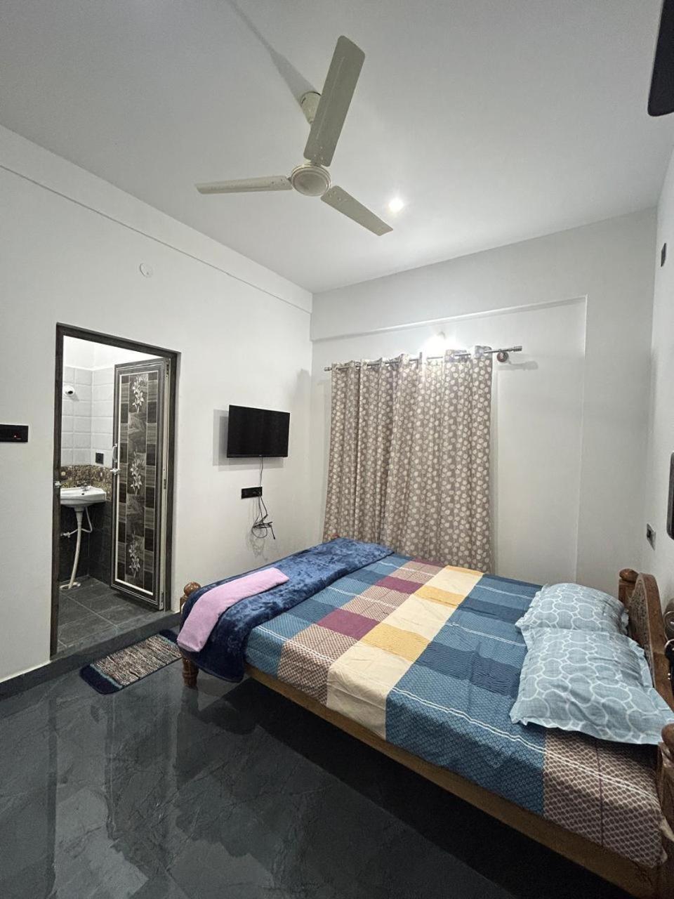 Travel Inn Mysore Vanivilasa Puram Exterior foto